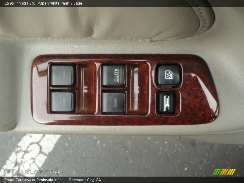 Aspen White Pearl / Sage 1999 Infiniti I 30