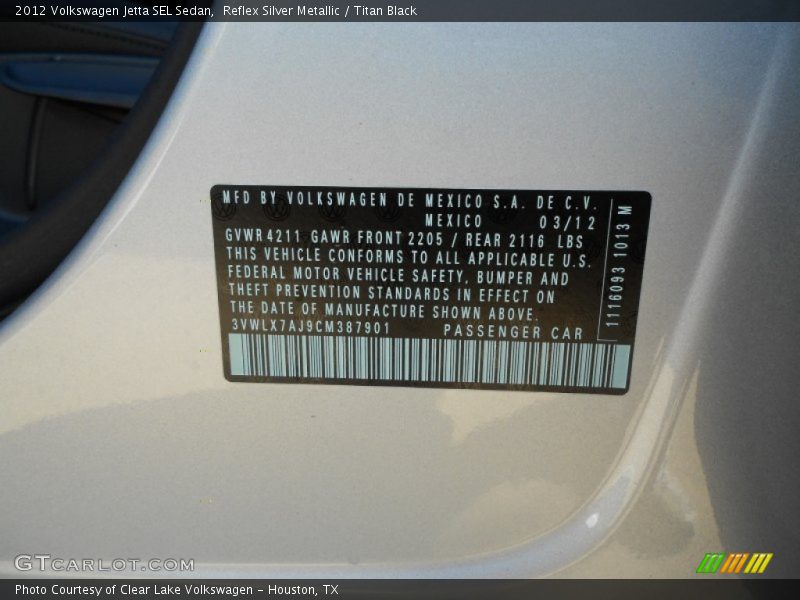 Reflex Silver Metallic / Titan Black 2012 Volkswagen Jetta SEL Sedan