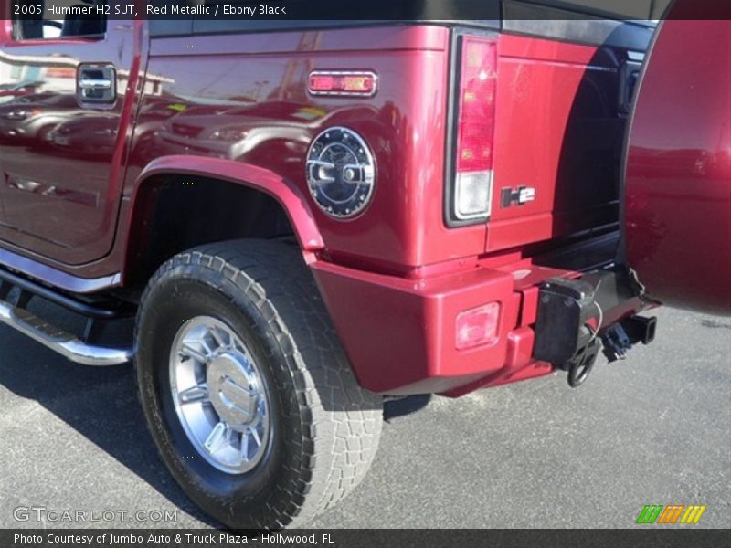 Red Metallic / Ebony Black 2005 Hummer H2 SUT