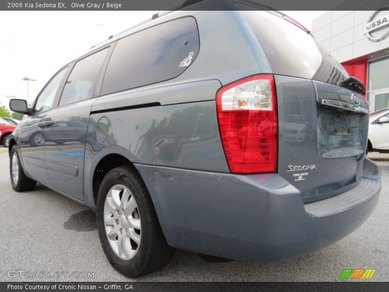 Olive Gray / Beige 2006 Kia Sedona EX