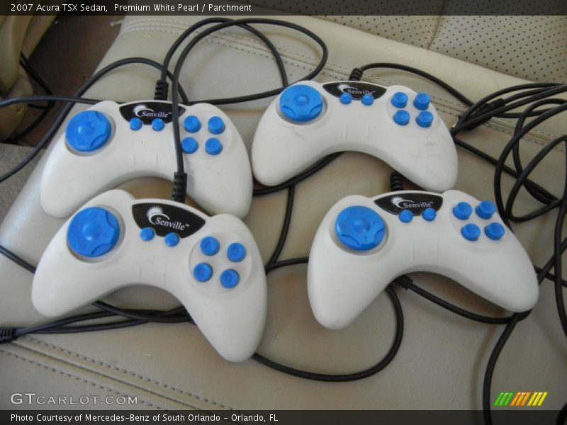 Premium White Pearl / Parchment 2007 Acura TSX Sedan
