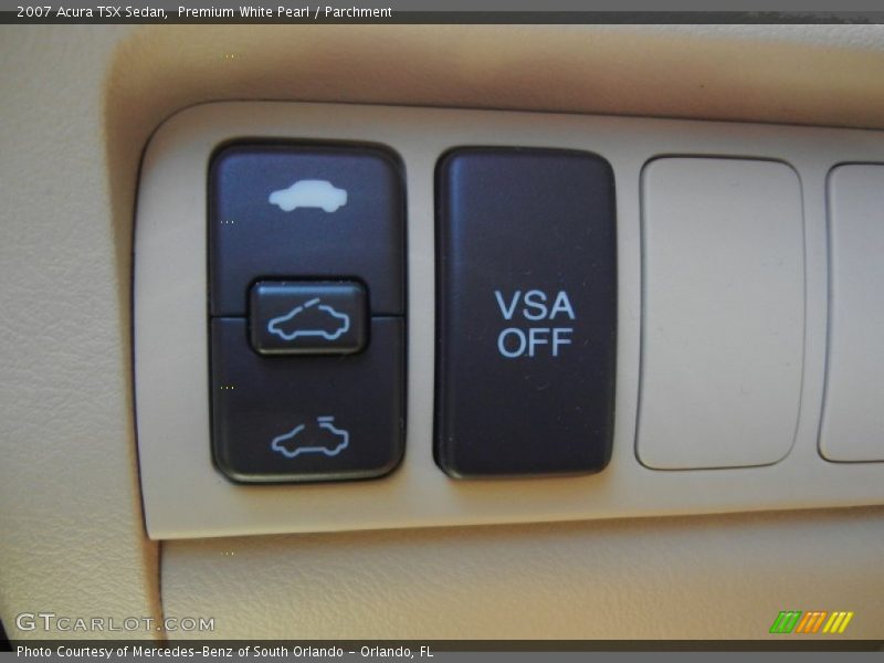 Premium White Pearl / Parchment 2007 Acura TSX Sedan