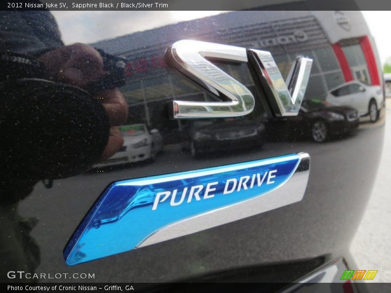 Sapphire Black / Black/Silver Trim 2012 Nissan Juke SV