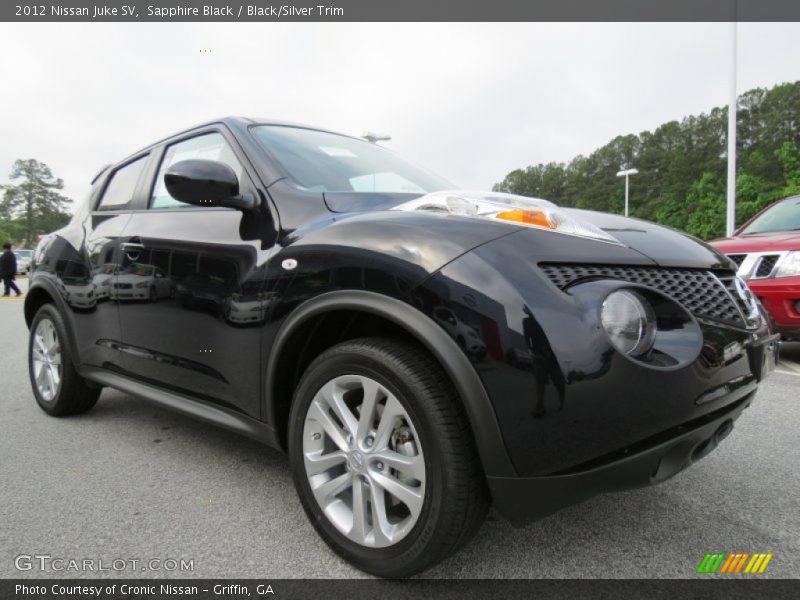 Front 3/4 View of 2012 Juke SV
