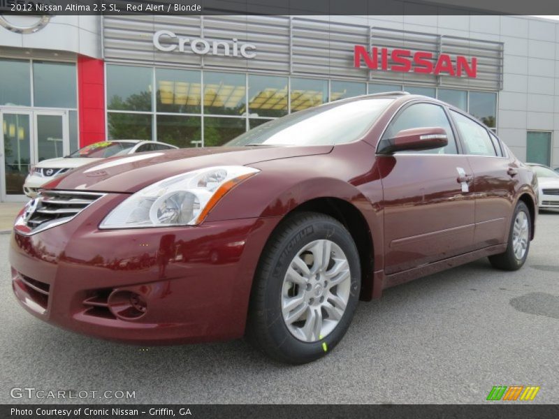 Red Alert / Blonde 2012 Nissan Altima 2.5 SL