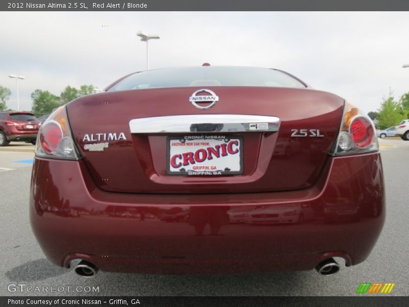 Red Alert / Blonde 2012 Nissan Altima 2.5 SL
