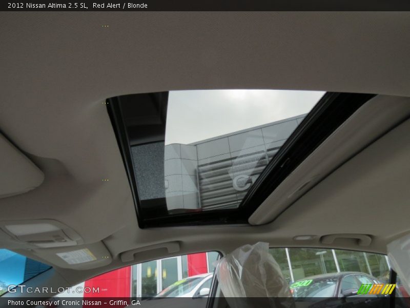 Red Alert / Blonde 2012 Nissan Altima 2.5 SL