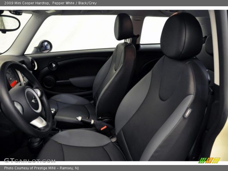 Pepper White / Black/Grey 2009 Mini Cooper Hardtop