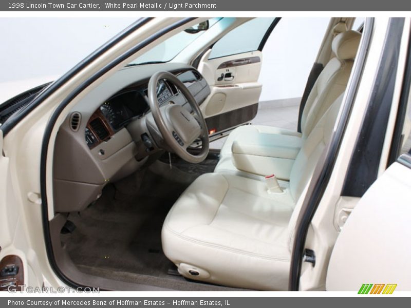  1998 Town Car Cartier Light Parchment Interior