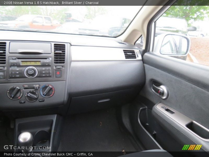 Brilliant Silver / Charcoal 2008 Nissan Versa 1.8 S Hatchback