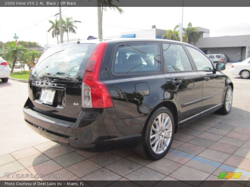 Black / Off Black 2009 Volvo V50 2.4i