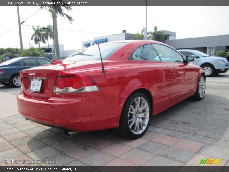 Passion Red / Calcite Cream 2008 Volvo C70 T5