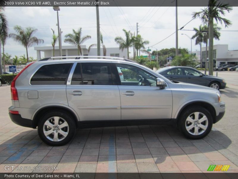 Electric Silver Metallic / Off Black 2009 Volvo XC90 V8 AWD