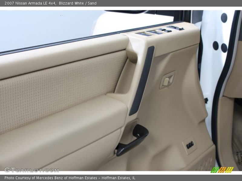 Blizzard White / Sand 2007 Nissan Armada LE 4x4