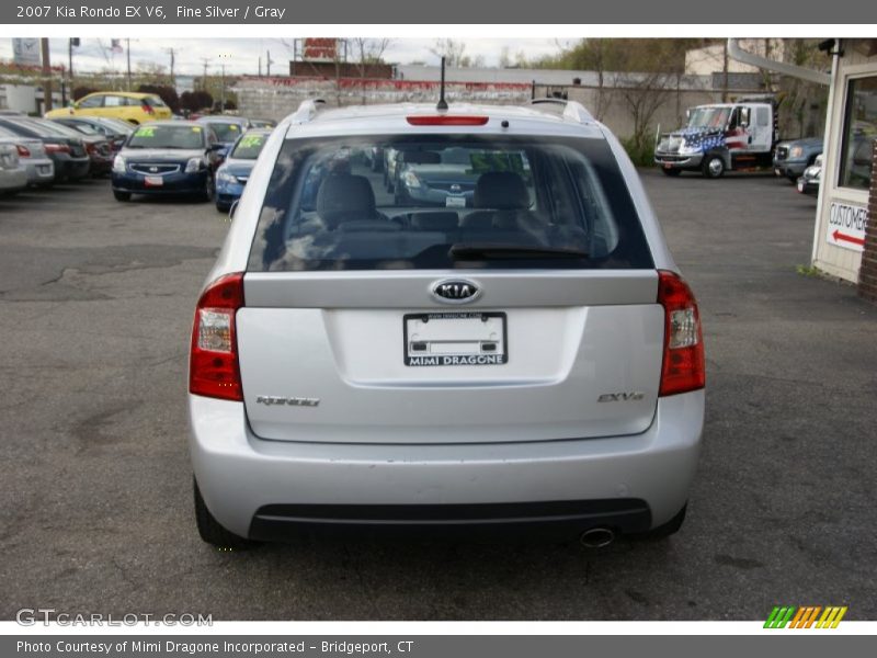 Fine Silver / Gray 2007 Kia Rondo EX V6