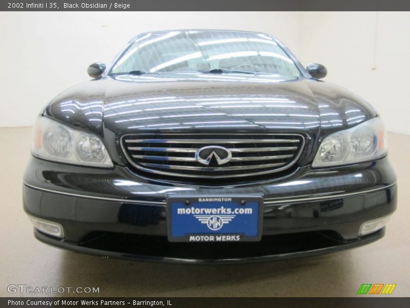 Black Obsidian / Beige 2002 Infiniti I 35