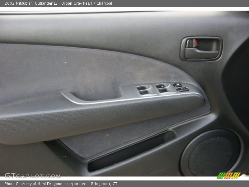 Urban Gray Pearl / Charcoal 2003 Mitsubishi Outlander LS