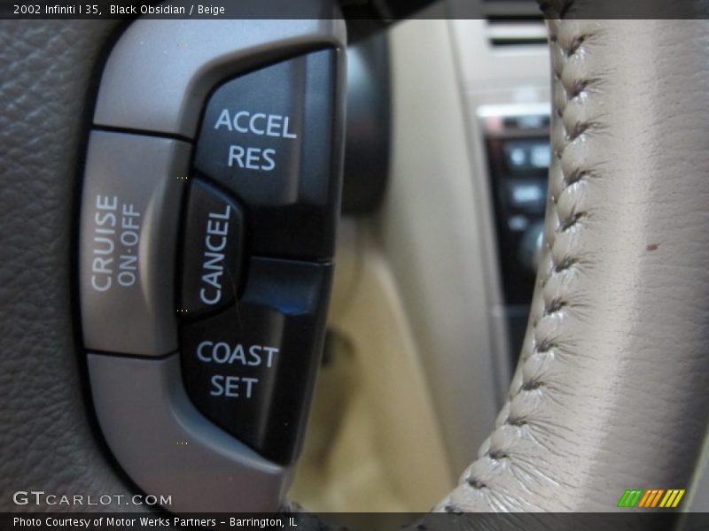 Black Obsidian / Beige 2002 Infiniti I 35