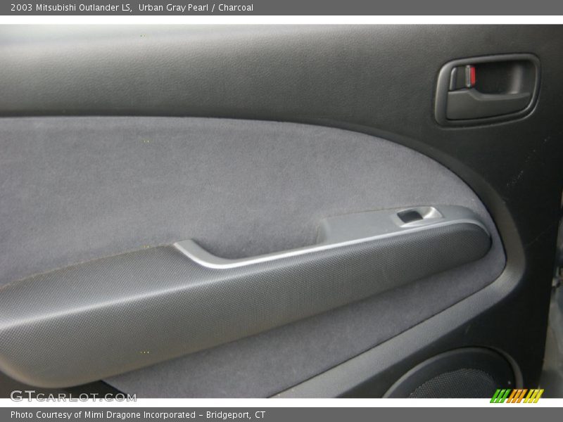 Urban Gray Pearl / Charcoal 2003 Mitsubishi Outlander LS