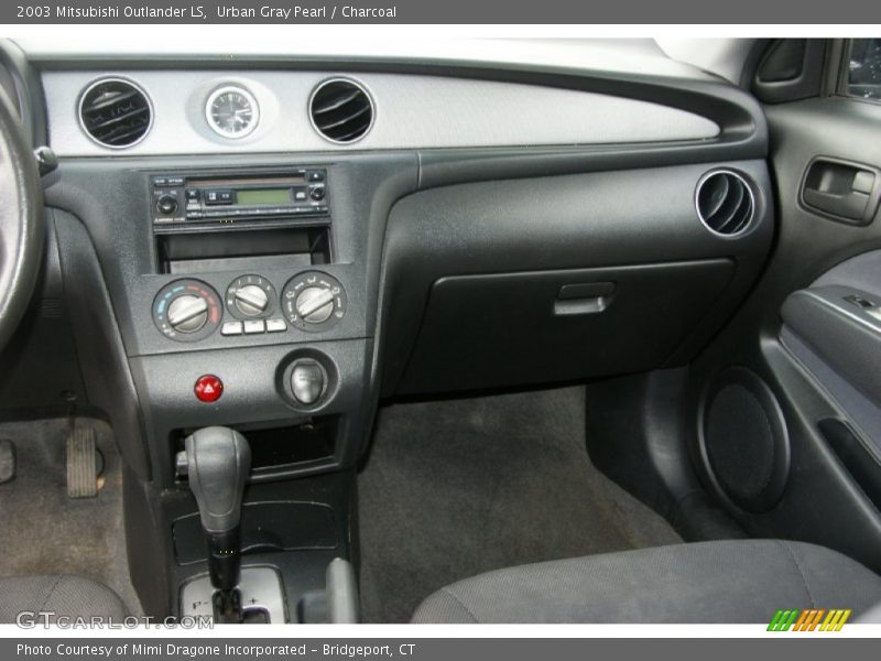 Urban Gray Pearl / Charcoal 2003 Mitsubishi Outlander LS