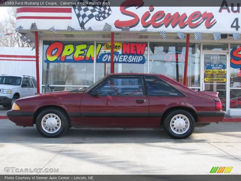 Cabernet Red Metallic / Red 1989 Ford Mustang LX Coupe