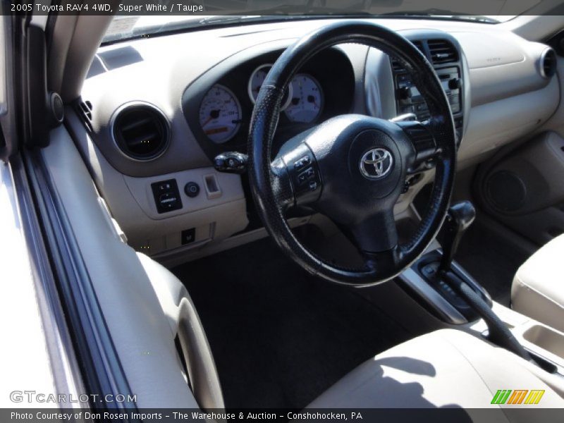 Super White / Taupe 2005 Toyota RAV4 4WD