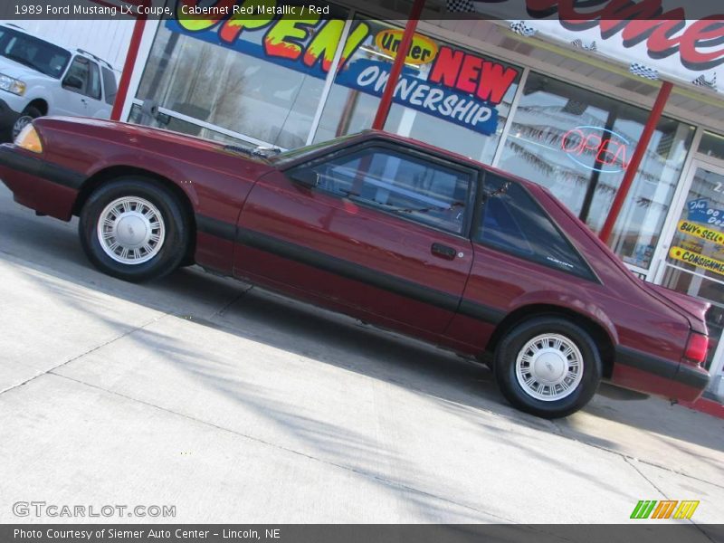 Cabernet Red Metallic / Red 1989 Ford Mustang LX Coupe