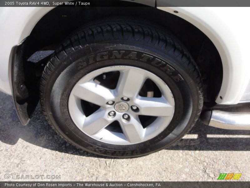 Super White / Taupe 2005 Toyota RAV4 4WD