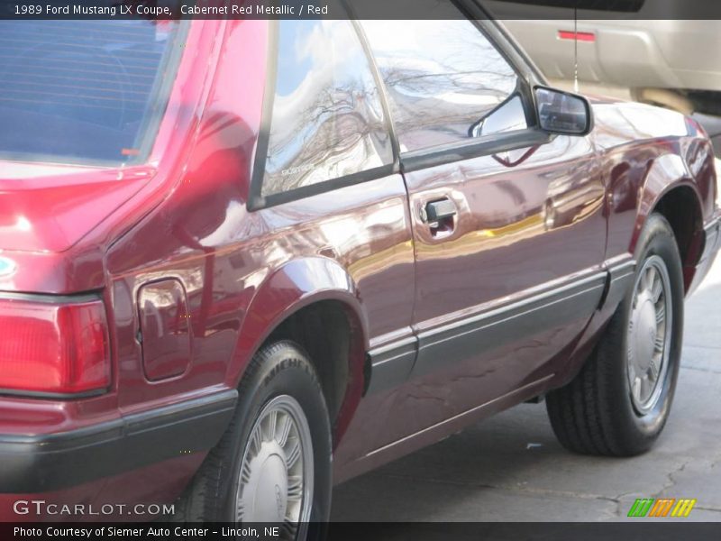 Cabernet Red Metallic / Red 1989 Ford Mustang LX Coupe