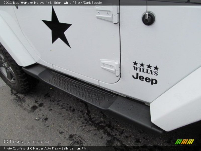 Bright White / Black/Dark Saddle 2011 Jeep Wrangler Mojave 4x4