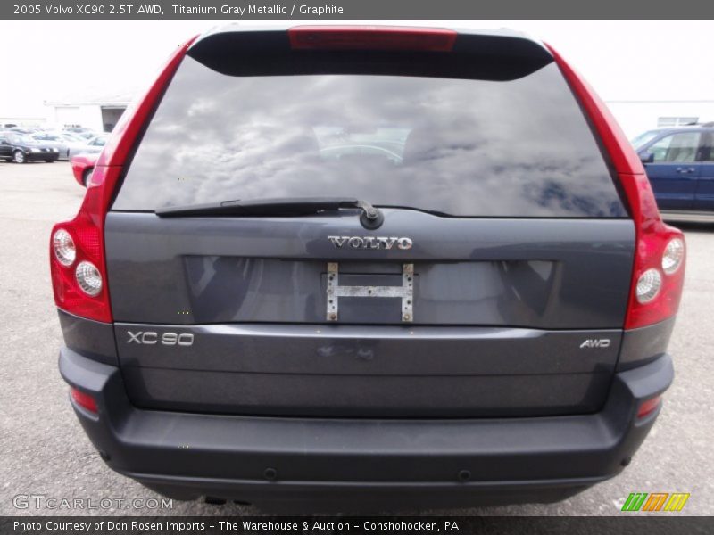 Titanium Gray Metallic / Graphite 2005 Volvo XC90 2.5T AWD