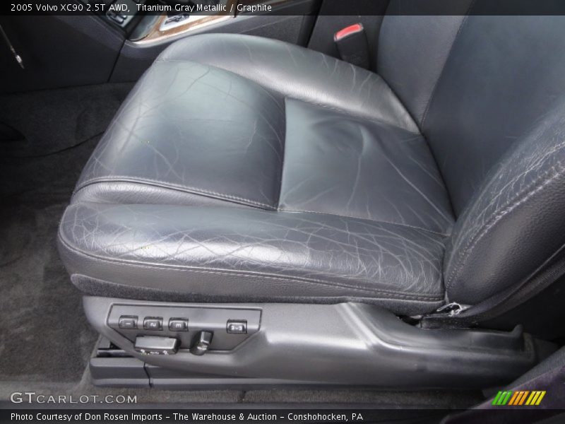 Titanium Gray Metallic / Graphite 2005 Volvo XC90 2.5T AWD