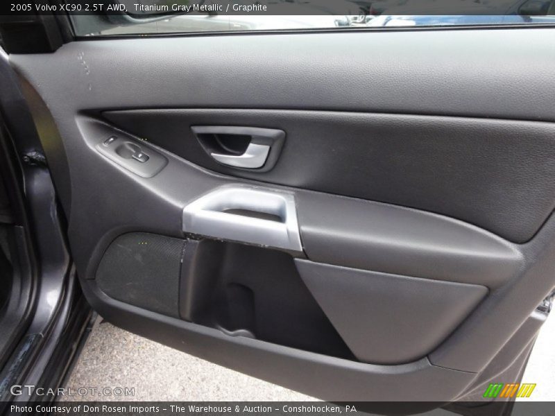 Titanium Gray Metallic / Graphite 2005 Volvo XC90 2.5T AWD