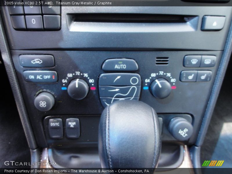 Titanium Gray Metallic / Graphite 2005 Volvo XC90 2.5T AWD