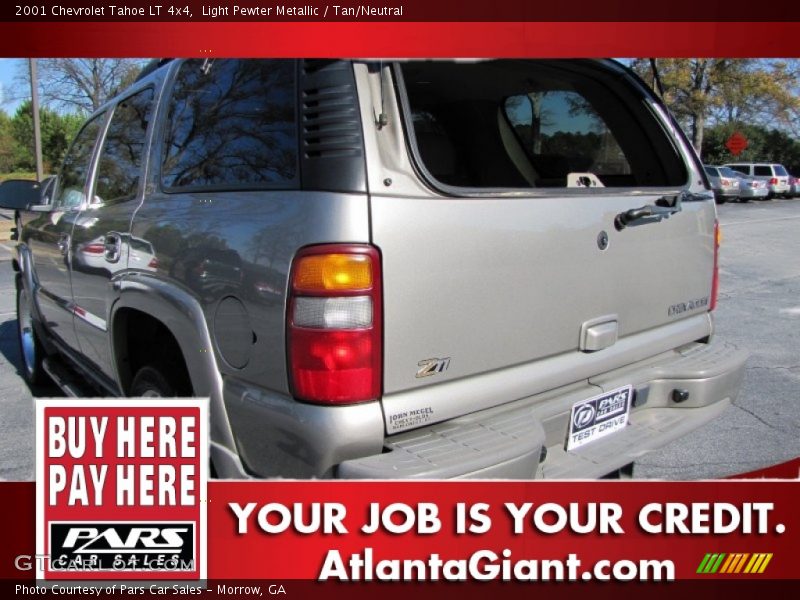 Light Pewter Metallic / Tan/Neutral 2001 Chevrolet Tahoe LT 4x4