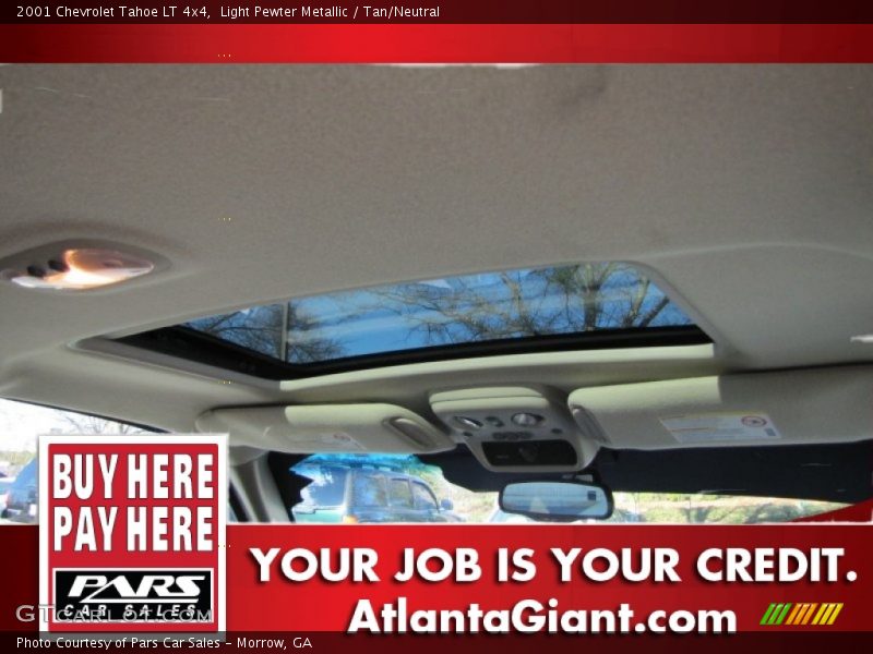 Light Pewter Metallic / Tan/Neutral 2001 Chevrolet Tahoe LT 4x4