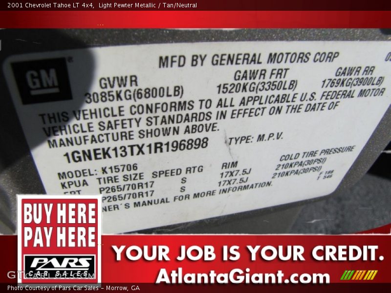 Light Pewter Metallic / Tan/Neutral 2001 Chevrolet Tahoe LT 4x4