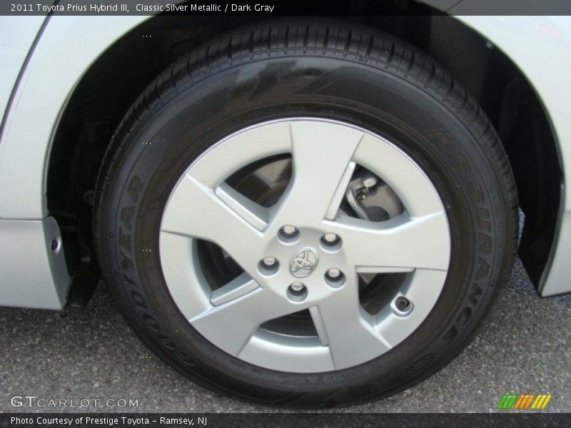 Classic Silver Metallic / Dark Gray 2011 Toyota Prius Hybrid III