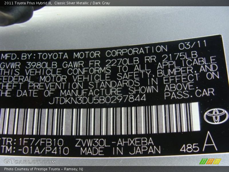 Classic Silver Metallic / Dark Gray 2011 Toyota Prius Hybrid III
