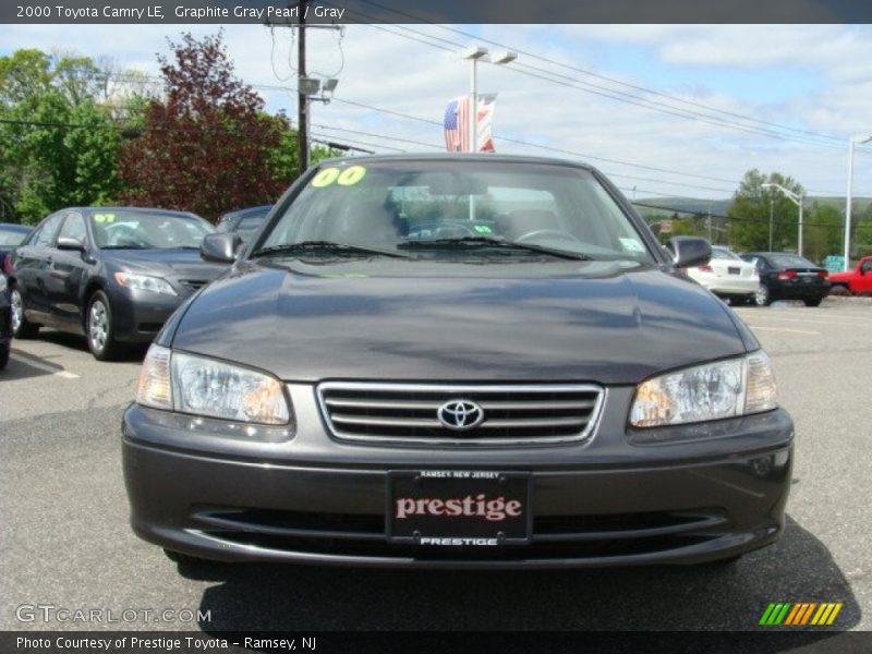 Graphite Gray Pearl / Gray 2000 Toyota Camry LE