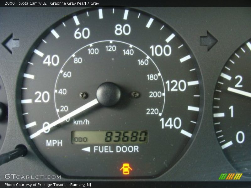 Graphite Gray Pearl / Gray 2000 Toyota Camry LE