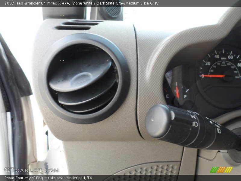 Stone White / Dark Slate Gray/Medium Slate Gray 2007 Jeep Wrangler Unlimited X 4x4