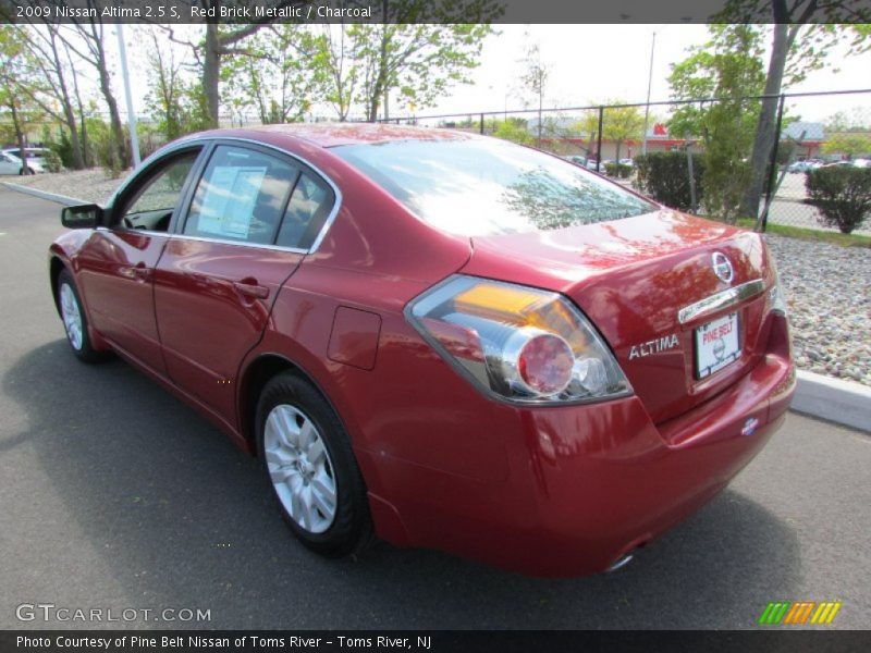 Red Brick Metallic / Charcoal 2009 Nissan Altima 2.5 S