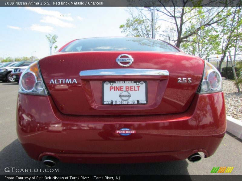Red Brick Metallic / Charcoal 2009 Nissan Altima 2.5 S