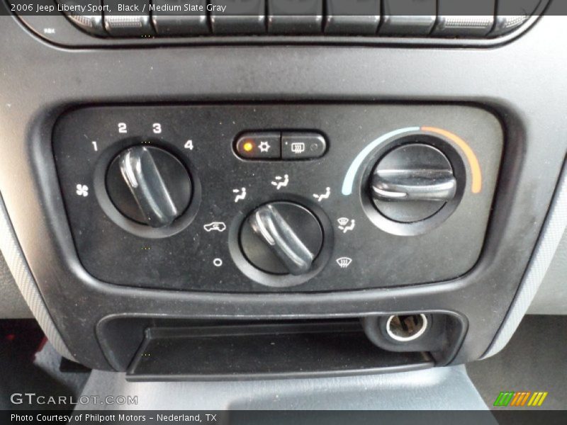 Black / Medium Slate Gray 2006 Jeep Liberty Sport