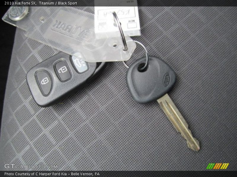 Titanium / Black Sport 2010 Kia Forte SX