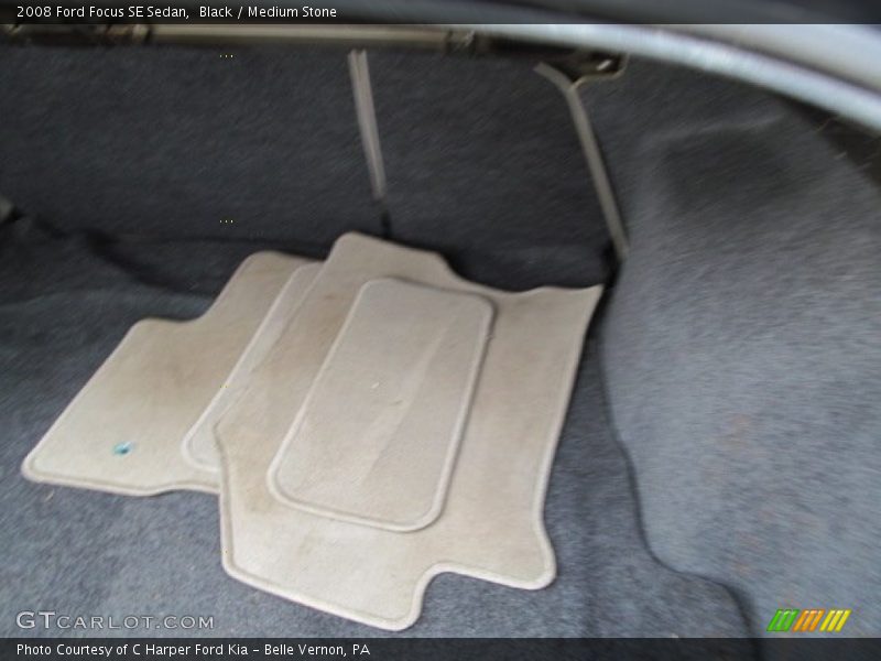 Black / Medium Stone 2008 Ford Focus SE Sedan