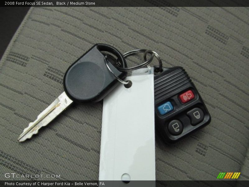 Black / Medium Stone 2008 Ford Focus SE Sedan