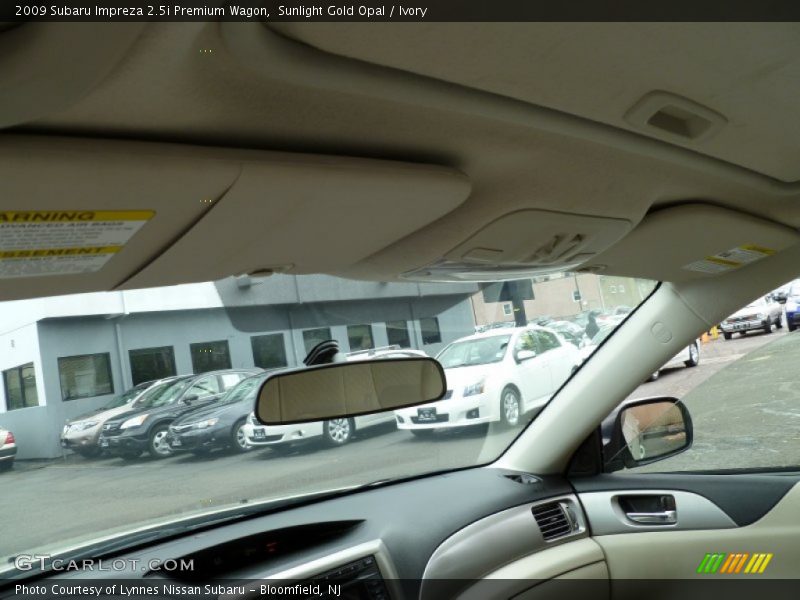 Sunlight Gold Opal / Ivory 2009 Subaru Impreza 2.5i Premium Wagon