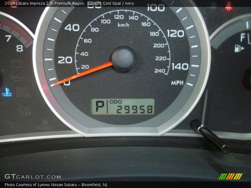 Sunlight Gold Opal / Ivory 2009 Subaru Impreza 2.5i Premium Wagon